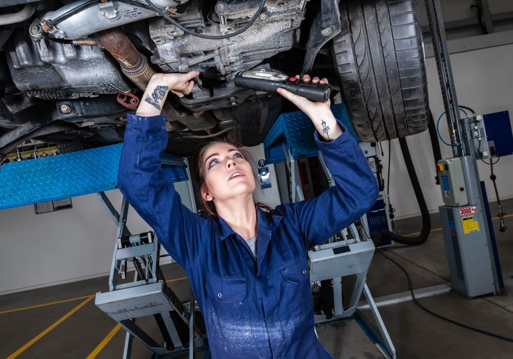 Get Into Cars Apprenticeship Programme GTG Training GTG