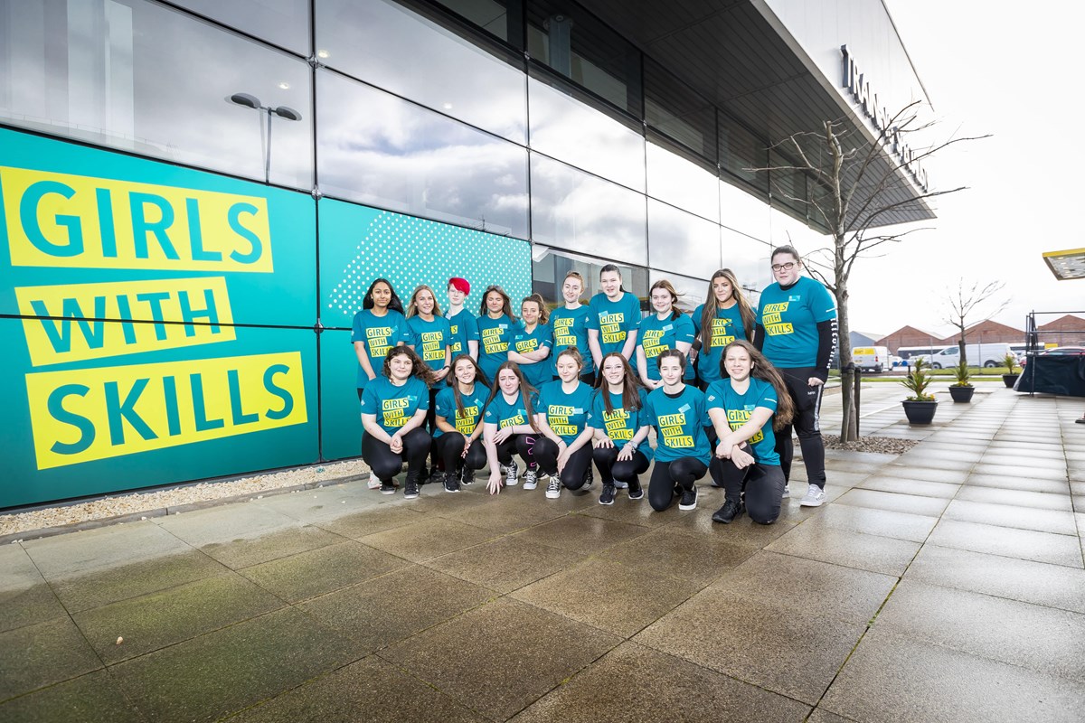GIRLS WITH SKILLS MARCH 22 030 Min